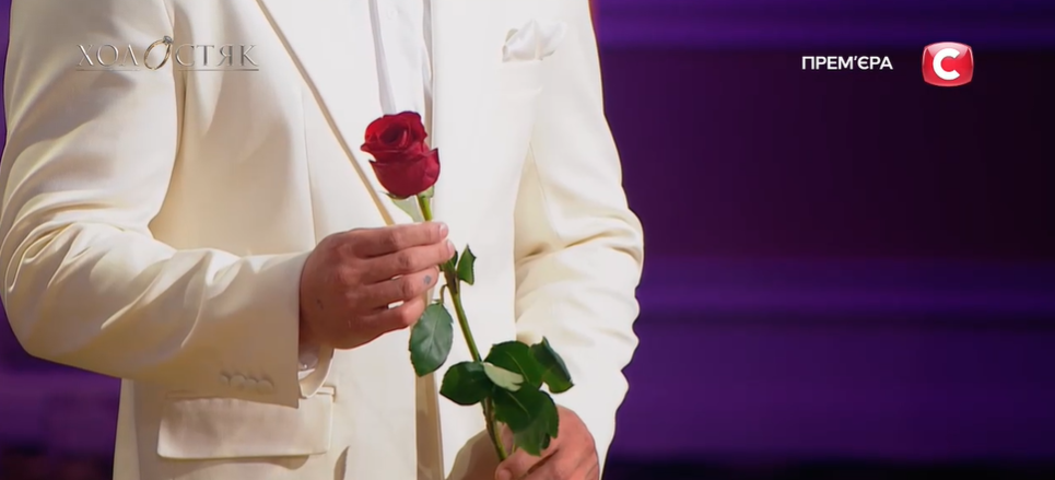 Тарас Цымбалюк впервые вручил розы на &quot;Холостяке&quot;: кто остался в шоу